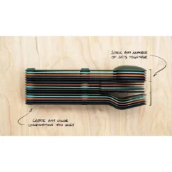 SET COMPLET DE 5 JEUX DE 3 COUVERTS MAGNÉTIQUES CAMPING EN ALUMINUM DUR - ÉTUI -Plein Air Camping Magasin set complet de 5 jeux de 3 couverts magnetiques camping en aluminum dur etui 5